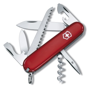 Нож перочинный Victorinox Camper красный * 1.3613
