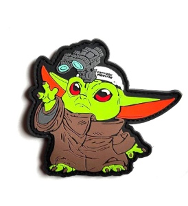 Шеврон Малыш Йода в ПНВ ПВХ