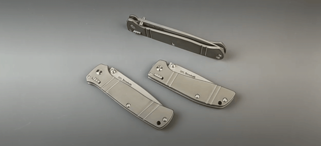 Раскрытие и блокировка клинков складных ножей