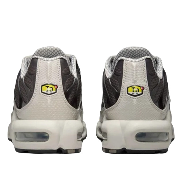 Кроссовки U Air Max Plus Nike, цвет Cave Stone Summit White 6.webp