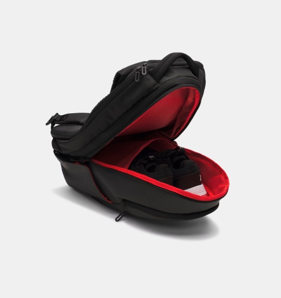 Рюкзак No Weigh Under Armour, цвет Black (28л) 4