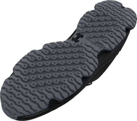 Кроссовки MG Strikefast Under Armour, цвет Black 5