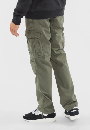 Брюки Reef Vintage, цвет Olive МОДЕЛЬ 3