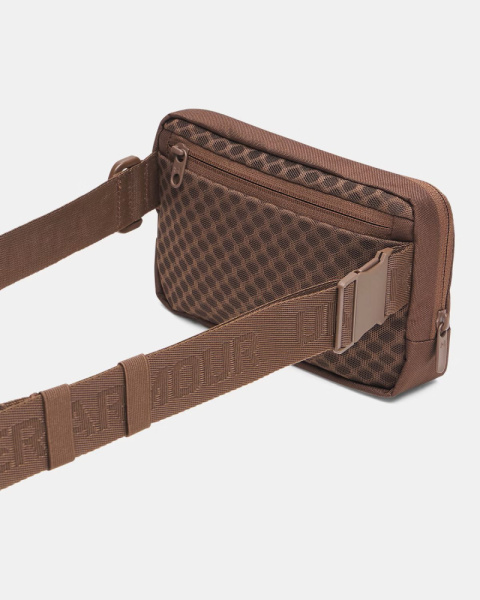 Сумка поясная Essential Crossbody UA, цвет Incense Brown Summit White  2