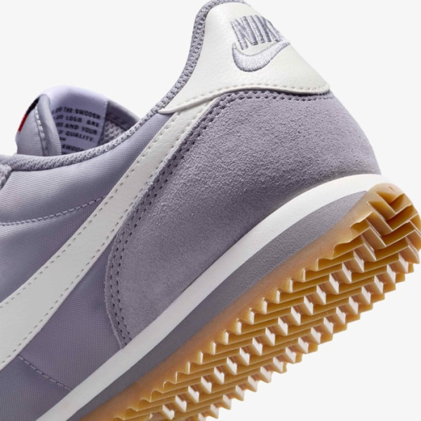 Кроссовки W Cortez Nike, цвет Cement Grey Sail-Gum Light Brown 8