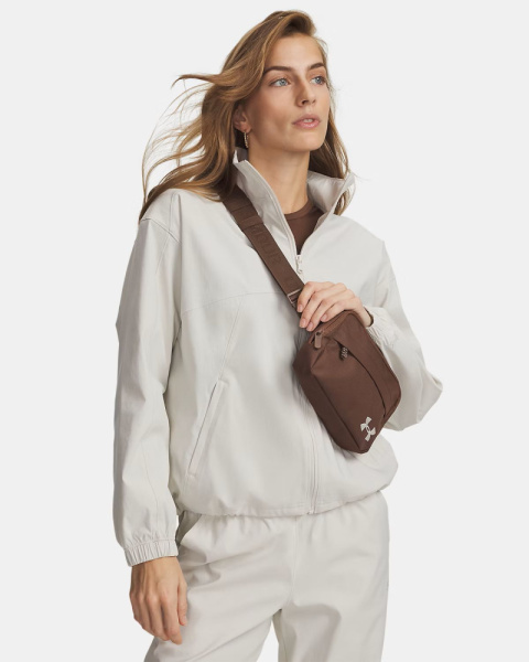 Сумка поясная Essential Crossbody UA, цвет Incense Brown Summit White  5