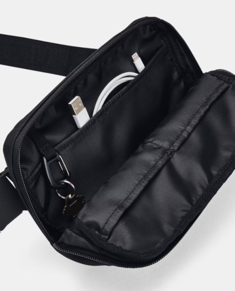 Сумка поясная Loudon Xbody Under Armour, цвет White  4