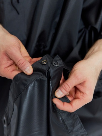 Пончо Helikon, цвет Black 4