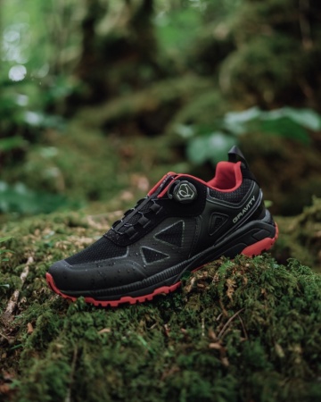 Кроссовки Gravity EDITEX, цвет чёрный красный 6