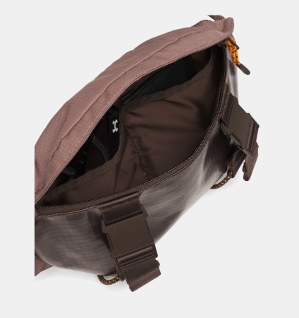 Сумка поясная U Summit Trail Under Armour, цвет Sierra Taupe (2,7л) 4