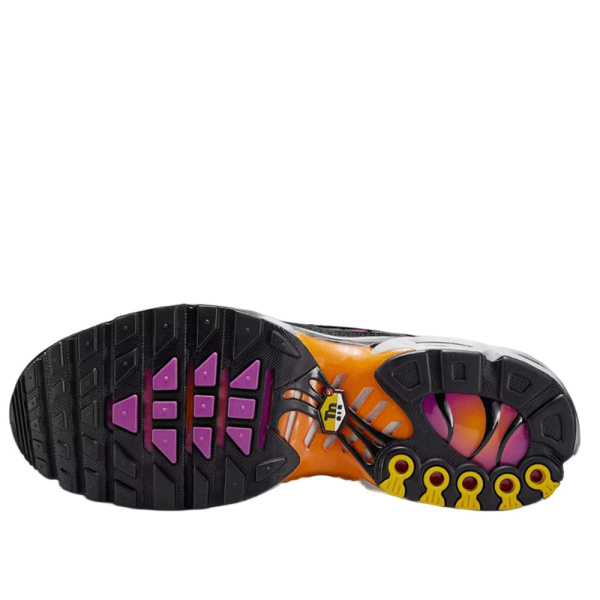 Кроссовки U Air Max Plus Nike, цвет BlackTotal OrangePurple 3