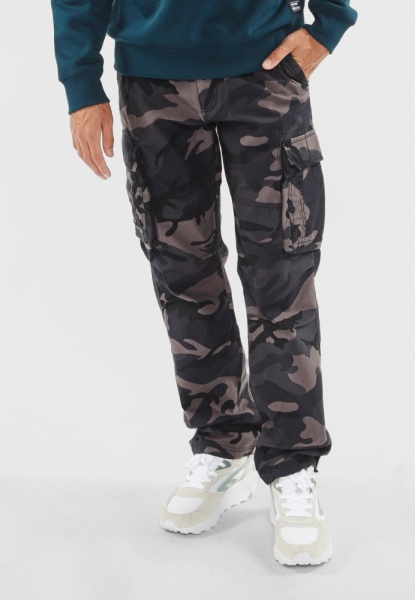 Брюки Reef Vintage, цвет Dark Camo МОДЕЛЬ