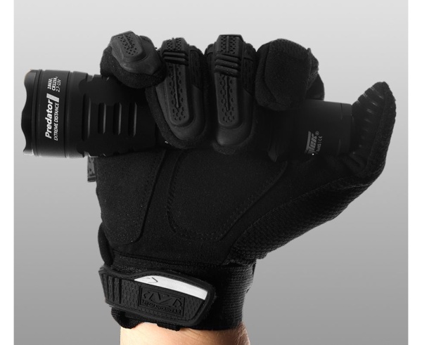 Фонарь Armytek Predator Pro v3 (200 лм), красный свет 5