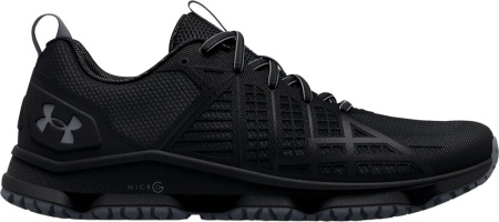 Кроссовки MG Strikefast Under Armour, цвет Black