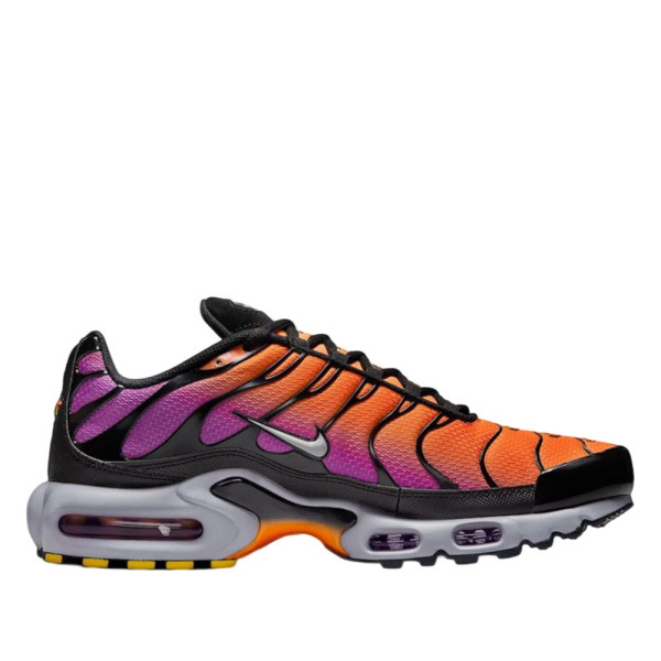 Кроссовки U Air Max Plus Nike, цвет BlackTotal OrangePurple
